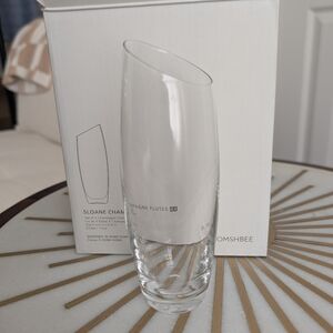 NIB Set Of 4 Bomshbee Sloane Champagne Flutes